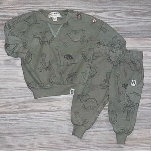 Rabbit + Bear Baby Boys Two-Piece Outfit 0–3M Green Dinosaur Sweat Set